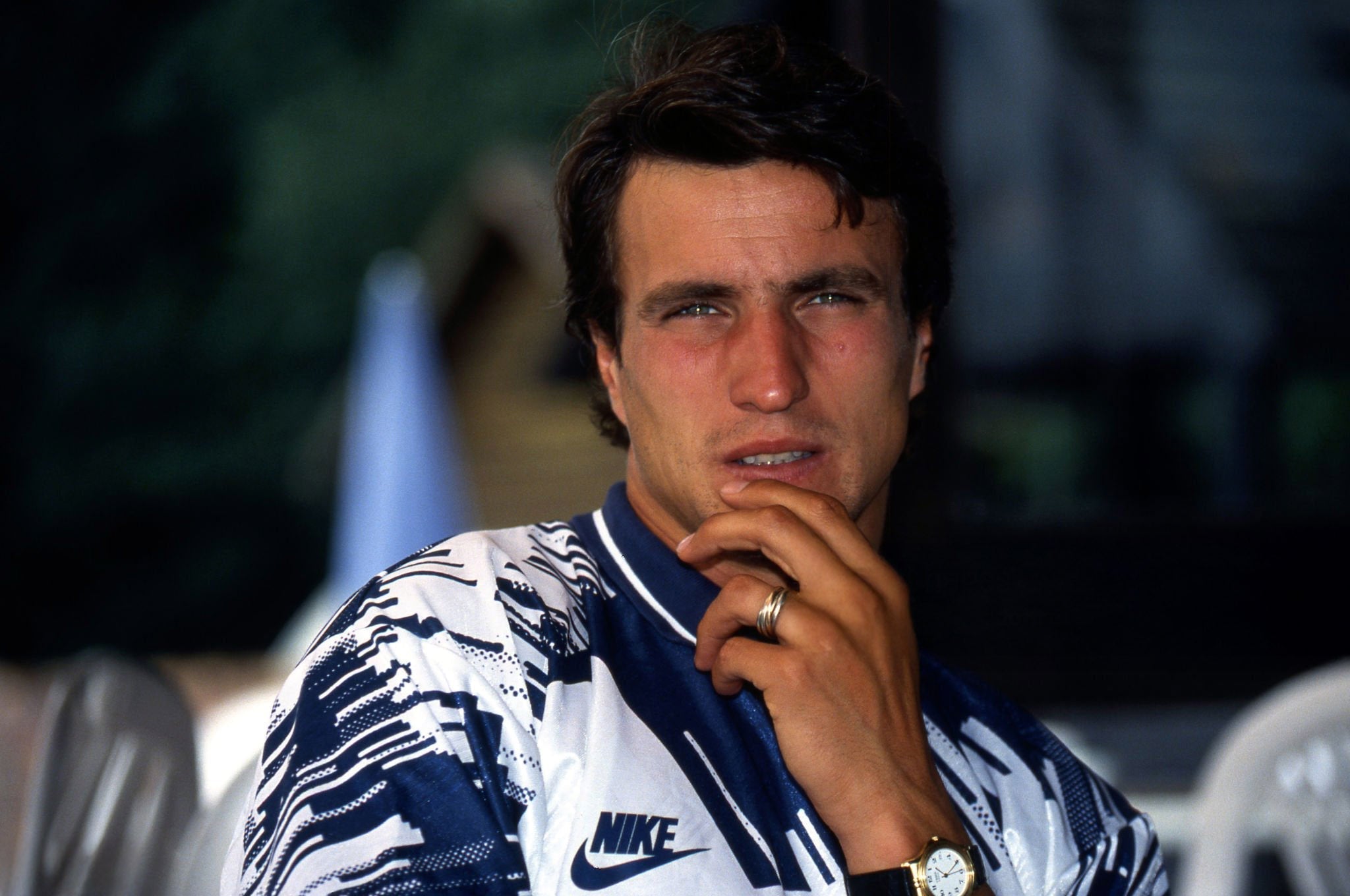 El Magnifico: David Ginola’s Legacy in the Negative Space of Greatness